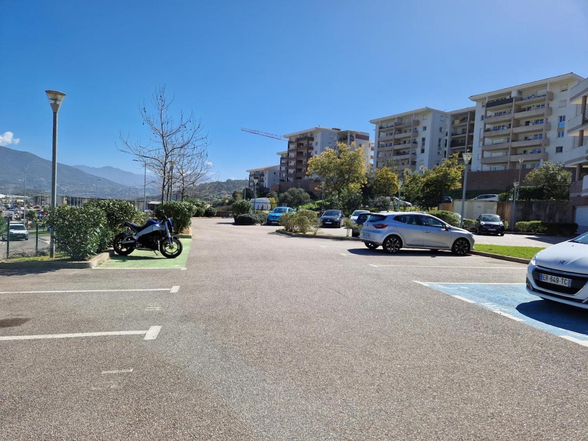 Studio Climatise Parking Gratuit Sarrola-Carcopino Luaran gambar