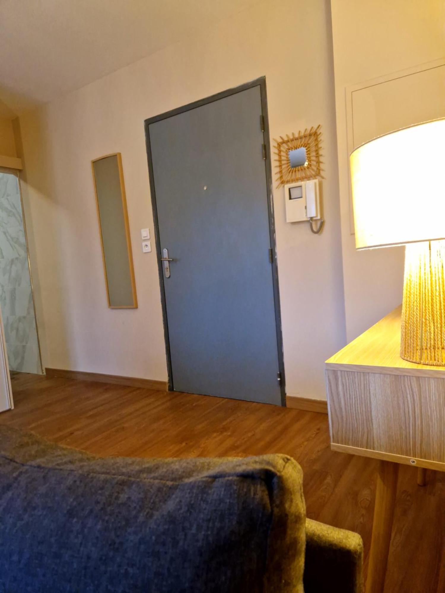 Studio Climatise Parking Gratuit Sarrola-Carcopino Luaran gambar