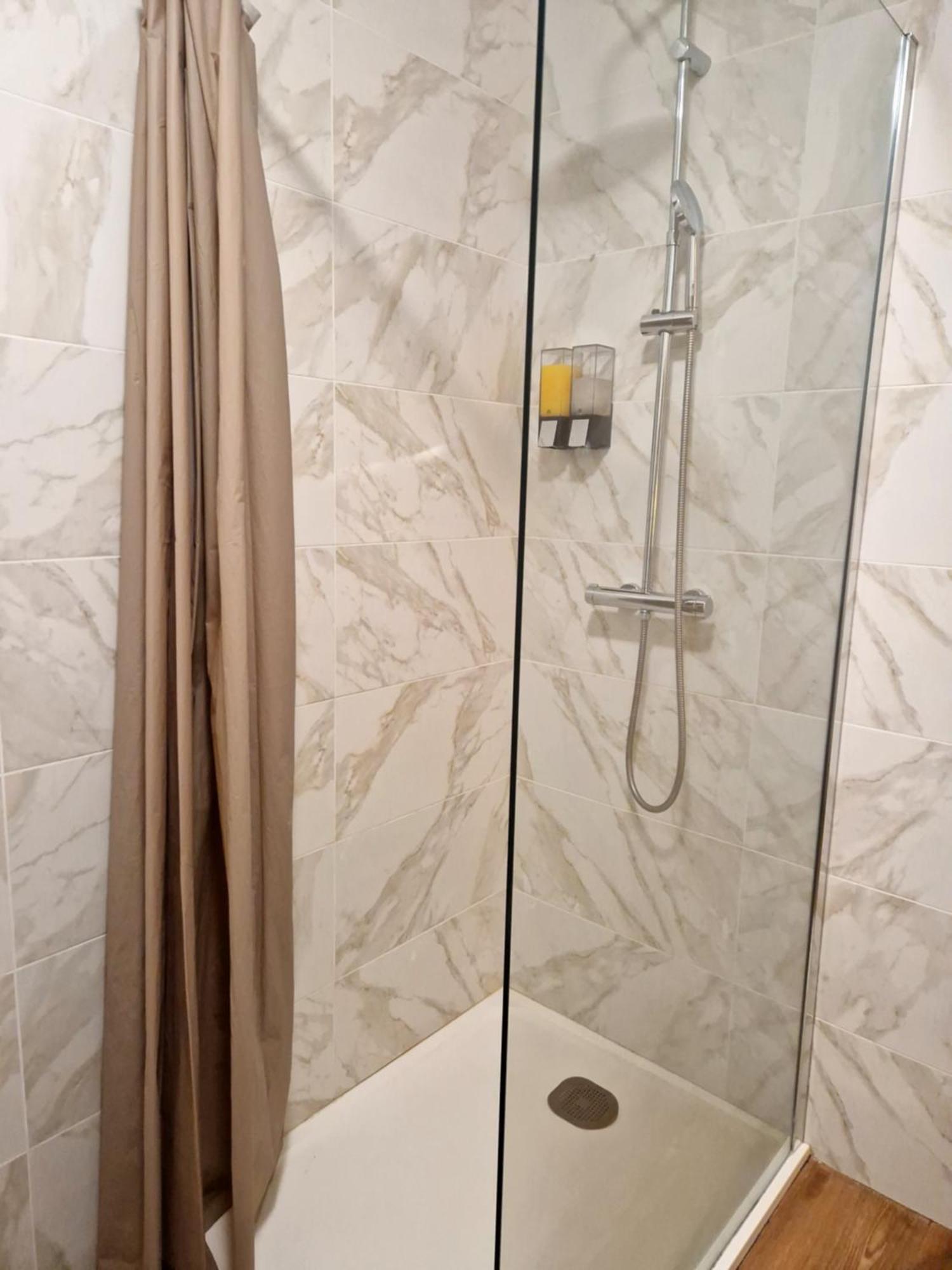 Studio Climatise Parking Gratuit Sarrola-Carcopino Luaran gambar